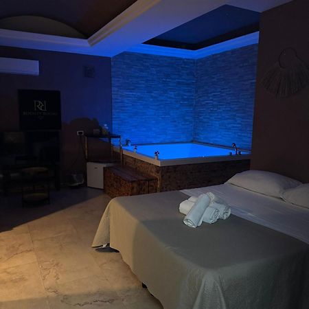 Royalty Rooms & Spa Napoli Eksteriør bilde