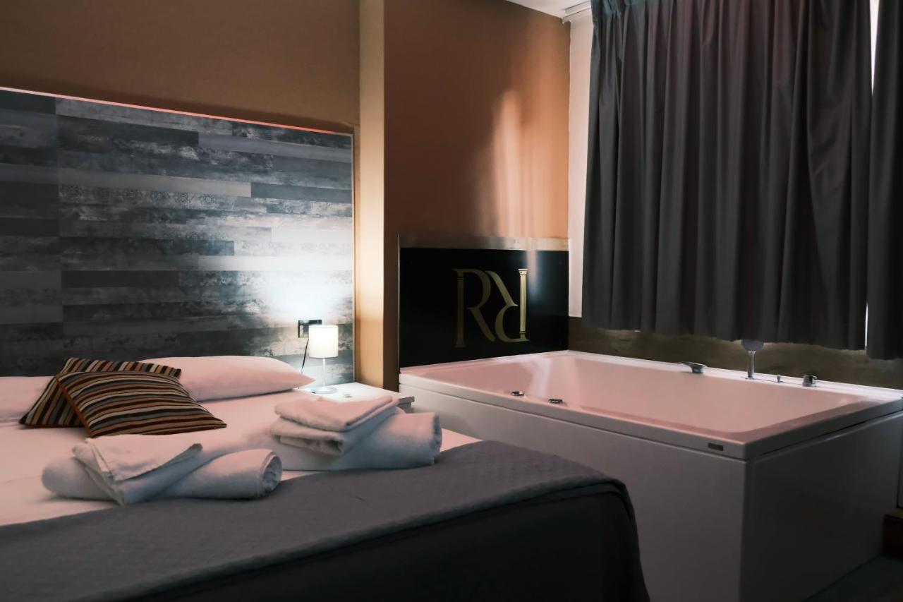 Royalty Rooms & Spa Napoli Eksteriør bilde