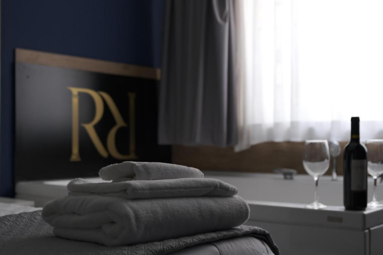 Royalty Rooms & Spa Napoli Eksteriør bilde