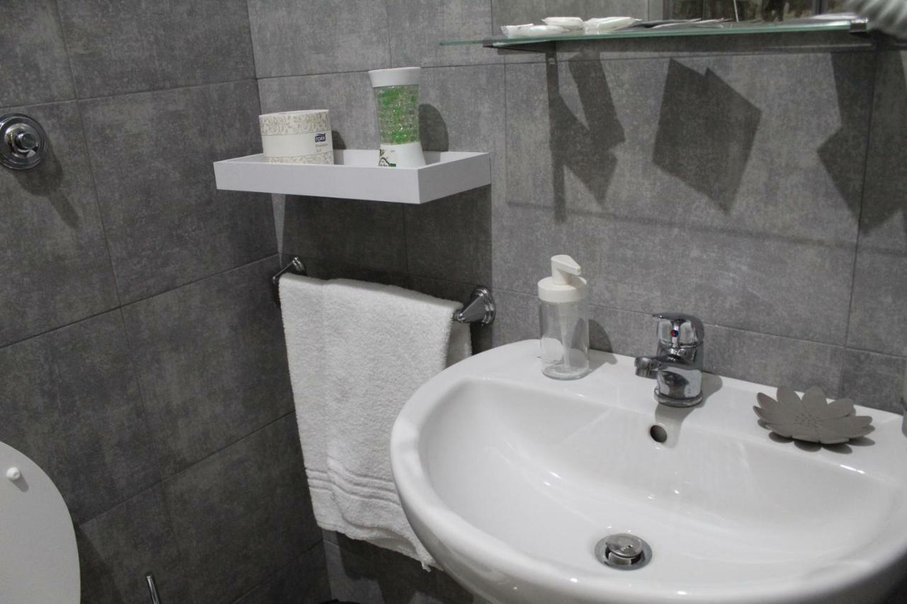 Royalty Rooms & Spa Napoli Eksteriør bilde